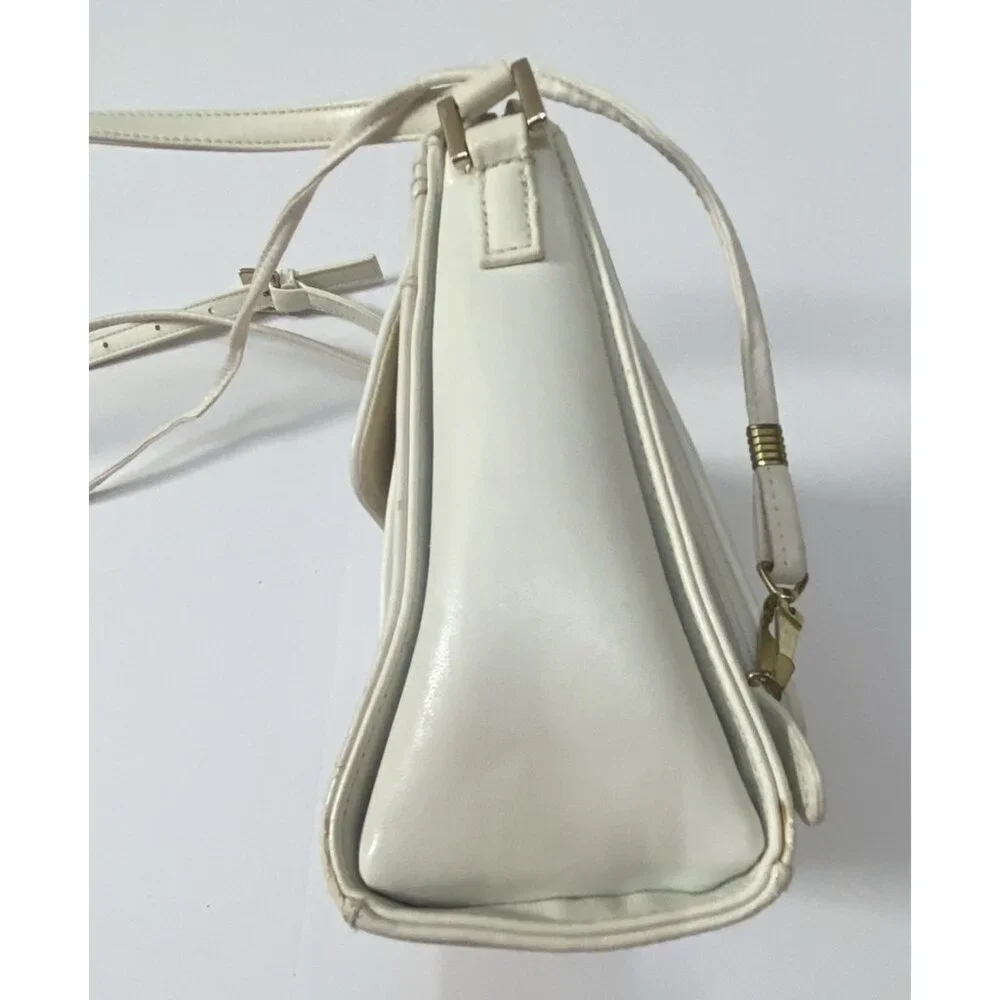 Liz Claiborne White Zipper Closure Handbag 2 Shoulder Strap Built In Wallet READ - Picture 12 of 16